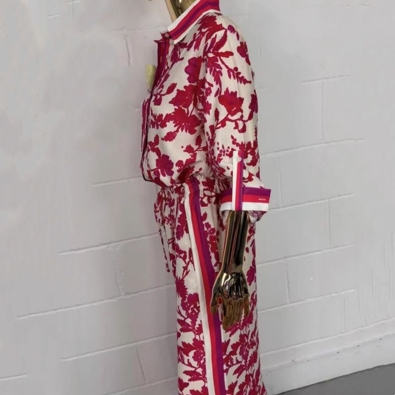 Zweiteiliges Set aus Hemd und Hose mit Reversdruck für Damen