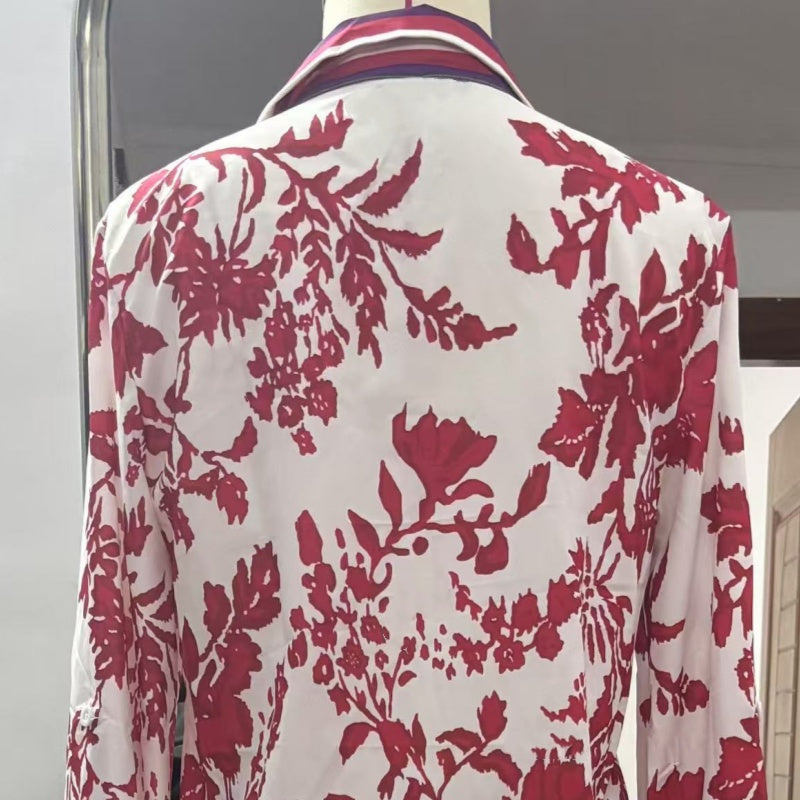 Zweiteiliges Set aus Hemd und Hose mit Reversdruck für Damen