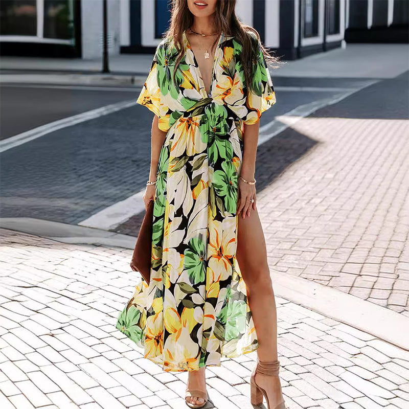 Sommerliches, floral bedrucktes, sexy Kleid mit tiefem V-Ausschnitt und hoher Taille und Schlitz für Damen