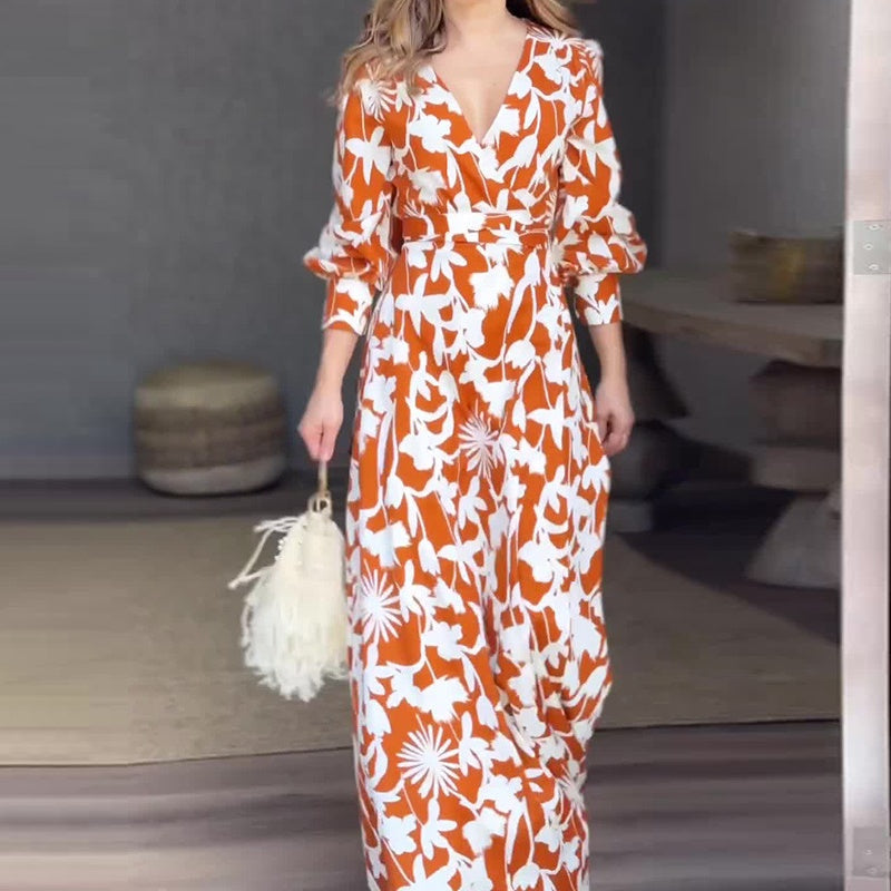 Karamellfarbenes Maxikleid mit Blumenmuster