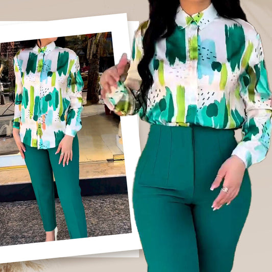 Zweiteiliges Set aus trendigem Print-Shirt und Hose für Damen