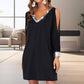 Glamorous – Schulterfreies Kleid mit V-Ausschnitt und Glitzerbesatz