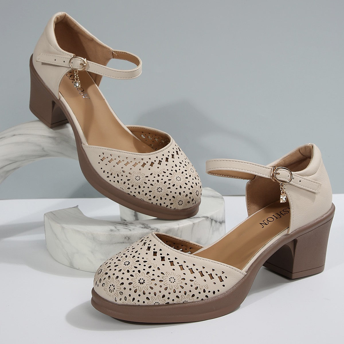 Retro-Mesh-Sandalen für Damen