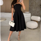 Elegantes, farbloses trägerloses Midi -Kleid