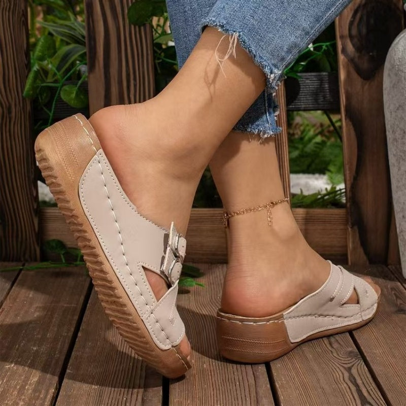 Damen-Sommersandalen mit verstellbarem Kreuzriemen