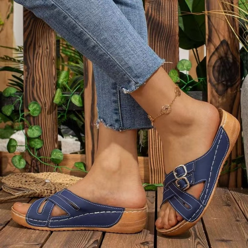 Damen-Sommersandalen mit verstellbarem Kreuzriemen