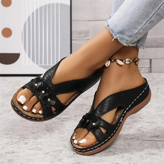 Damen-Sandale aus Leder mit Blumenmuster