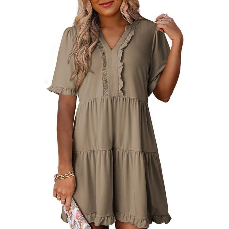 Damen-Stufenkleid mit Rüschenbesatz und V-Ausschnitt