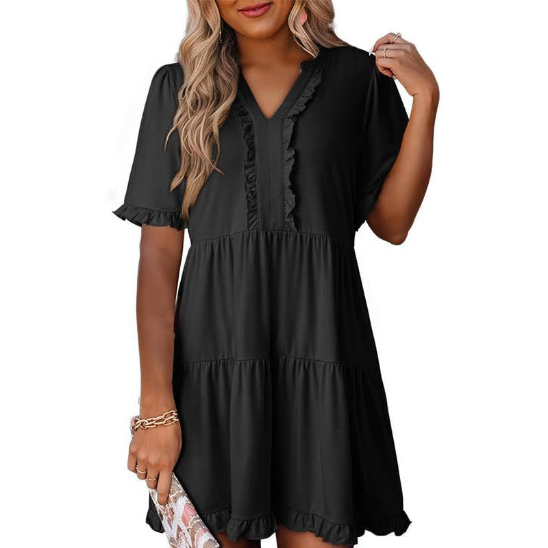 Damen-Stufenkleid mit Rüschenbesatz und V-Ausschnitt