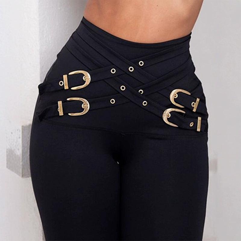 Elastische Skinny-Hose mit hoher Taille und Metallgürteldetail