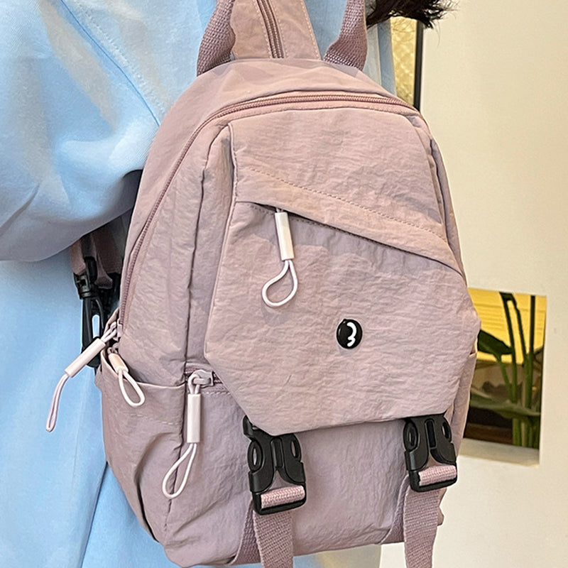 Stilvoller, leichter Rucksack mit verstellbaren Riemen