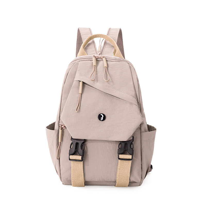 Stilvoller, leichter Rucksack mit verstellbaren Riemen