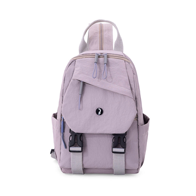 Stilvoller, leichter Rucksack mit verstellbaren Riemen