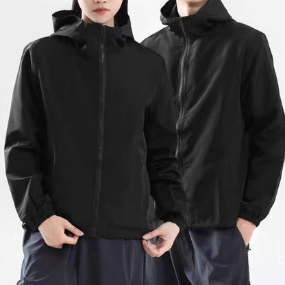 Leichte Outdoor-Kapuzenjacke