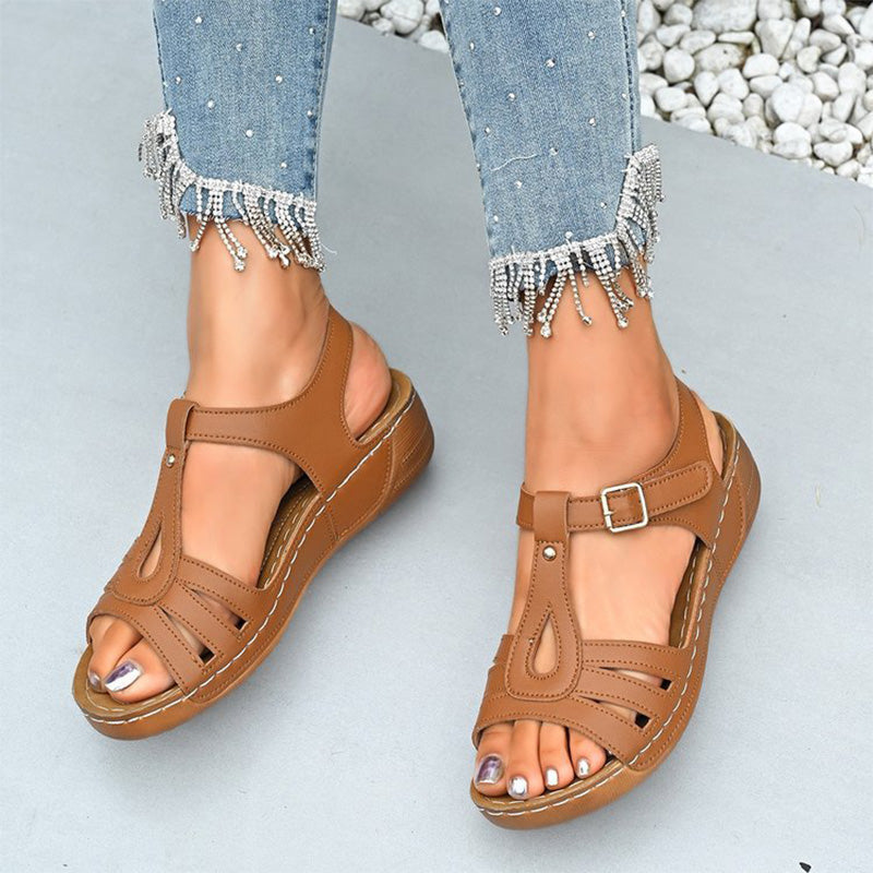 Trendige, bequeme Sandalen aus Leder für Damen