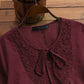 Damenbluse aus Baumwollleinen und Spitze