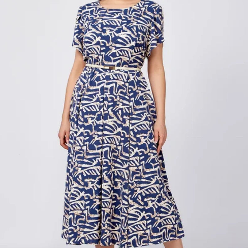 Trendy Damenkleid mit blauem Aufdruck, kurzärmlig, fließend und mit Gürtel
