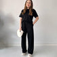 Lässiges Set aus Oberteil mit Rundhalsausschnitt und Hose mit Kordelzug