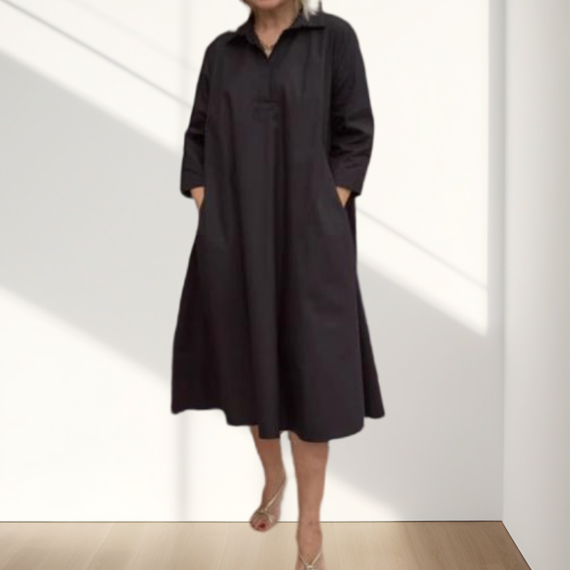 Lässiges, einfarbiges Damenkleid mit praktischen Taschen