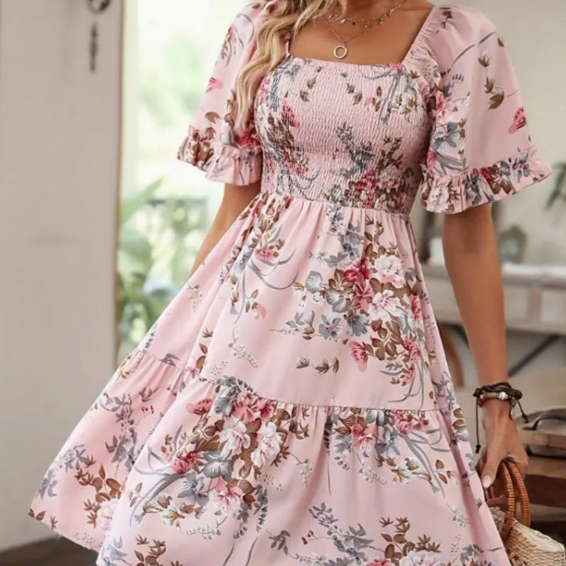 Elegantes, gesmoktes Kleid mit quadratischem Ausschnitt und Blumendruck für Damen