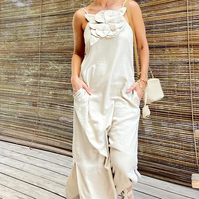 Elegantes Maxikleid mit Spaghettiträgern und floralem Akzent für Damen