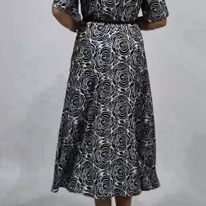 🌸Sommer-Hot-Sale - 50% Rabatt🌸2025 Elegantes Maxikleid mit Gürtel und Print