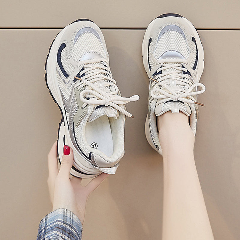Leichter, atmungsaktiver Freizeit-Sneaker mit dicker Sohle