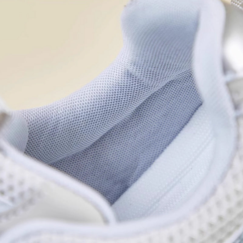 Leichter, atmungsaktiver Freizeit-Sneaker mit dicker Sohle