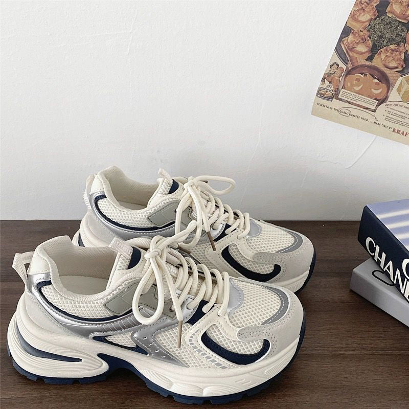 Leichter, atmungsaktiver Freizeit-Sneaker mit dicker Sohle