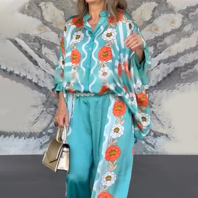 Stilvoller Damen-Zweiteiler mit Blumenmuster: Bluse & Hose