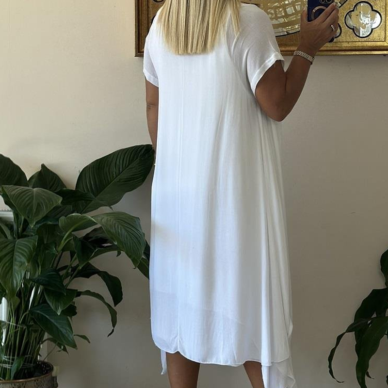 Elegantes Damenkleid mit Rundhalsausschnitt in Weiß