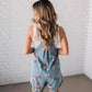 Modischer Denim-Jumpsuit mit Vintage-Blumendruck