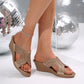 Sandalen mit offener Zehenpartie und schrägem Absatz und Strass