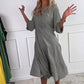 Gepunktetes Kleid für Damen mit Knopfleiste und lockerem Schnitt