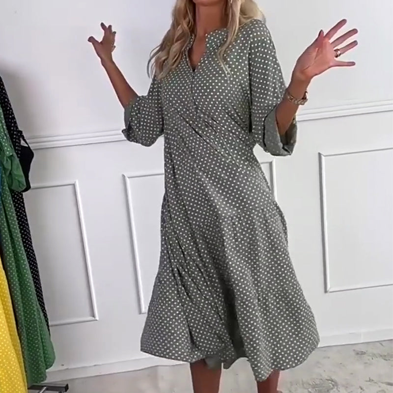 Gepunktetes Kleid für Damen mit Knopfleiste und lockerem Schnitt