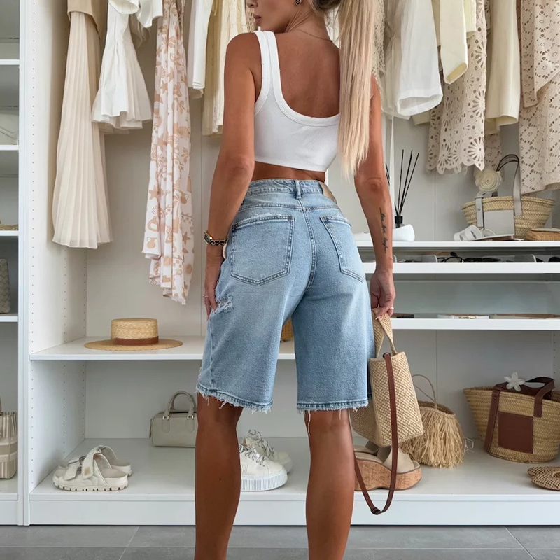 Retro-Jeans-Shorts in Midilänge mit Destroy-Effekten