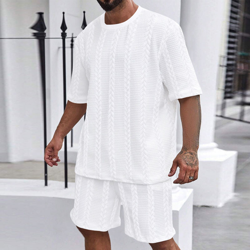 Sportliches Strickset in Uni-Farbe – Kurzarmshirt & Shorts
