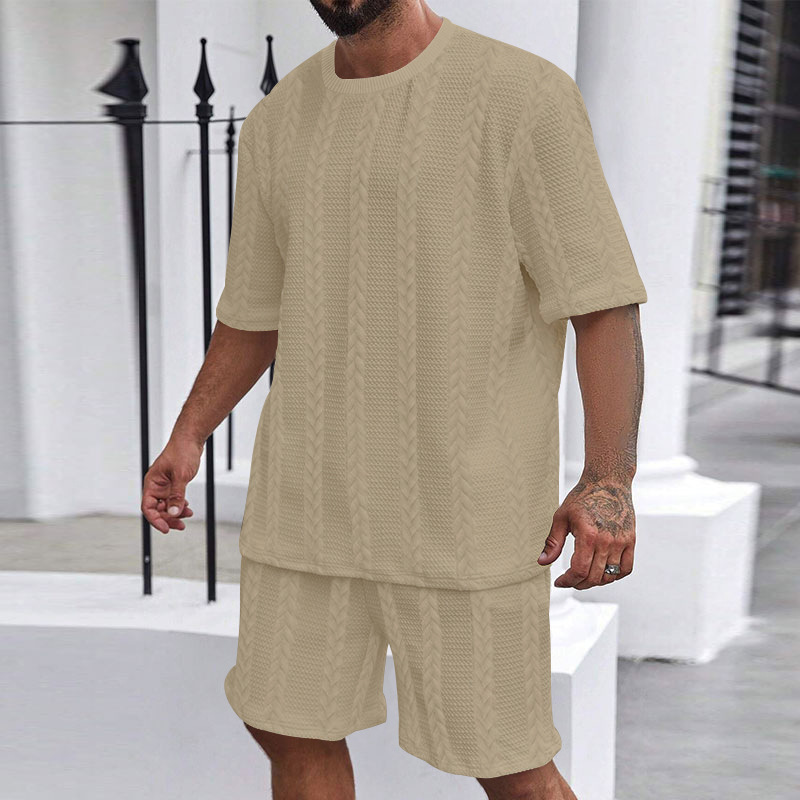 Sportliches Strickset in Uni-Farbe – Kurzarmshirt & Shorts