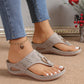 Damen Slip-On Zehentrenner mit Keilabsatz