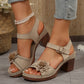 Damen-Sandalen mit Blumenmuster und offener Zehenpartie und dicker Sohle