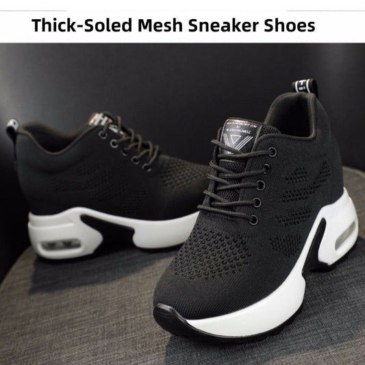 Mesh-Sneaker mit dicker Sohle