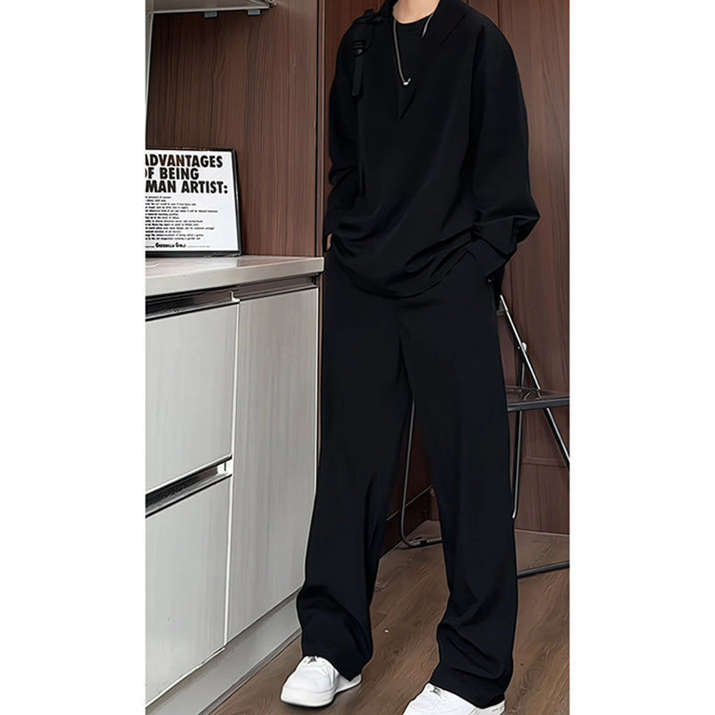 False – Zweiteiliges Set aus Hemd und Hose mit V-Ausschnitt