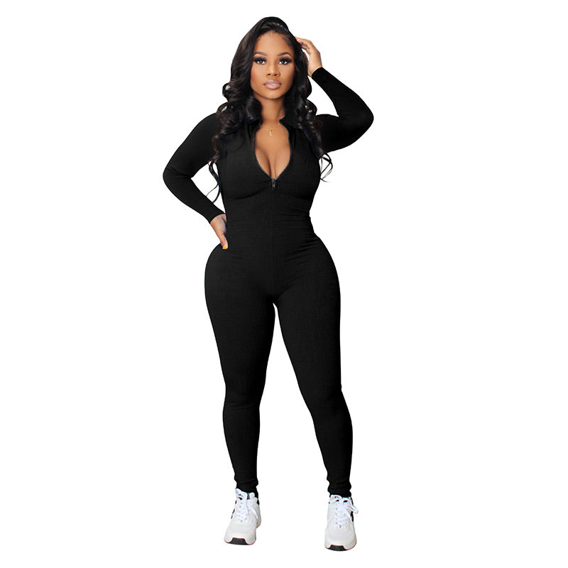 Einfarbiger nahtloser Jumpsuit mit halbem Reißverschluss