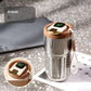 Isolierter Kaffeebecher mit Temperaturanzeige