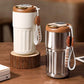 Isolierter Kaffeebecher mit Temperaturanzeige
