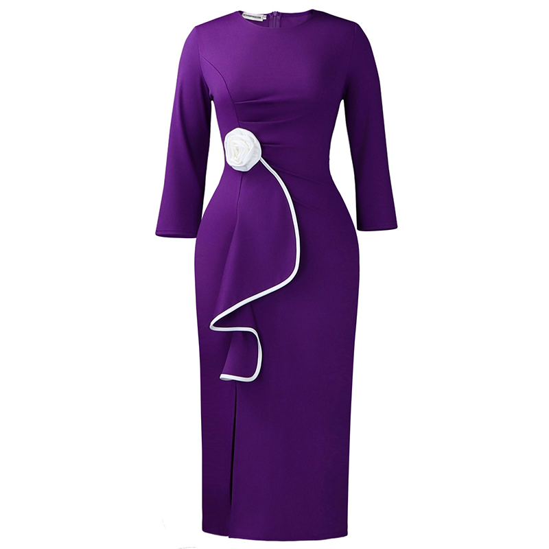 Elegantes, figurbetontes Kleid mit Rundhalsausschnitt und Rüschen