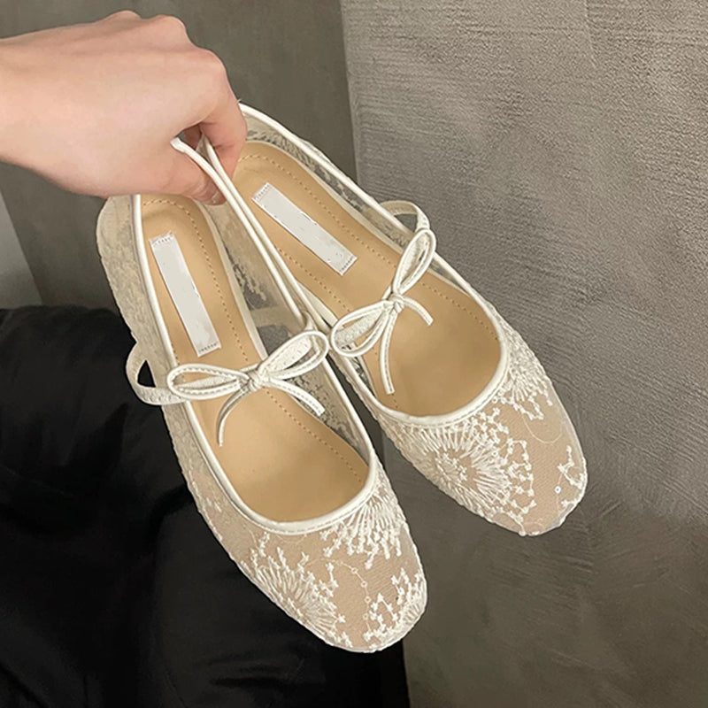 Elegante Ballerinas aus Mesh mit Schleife