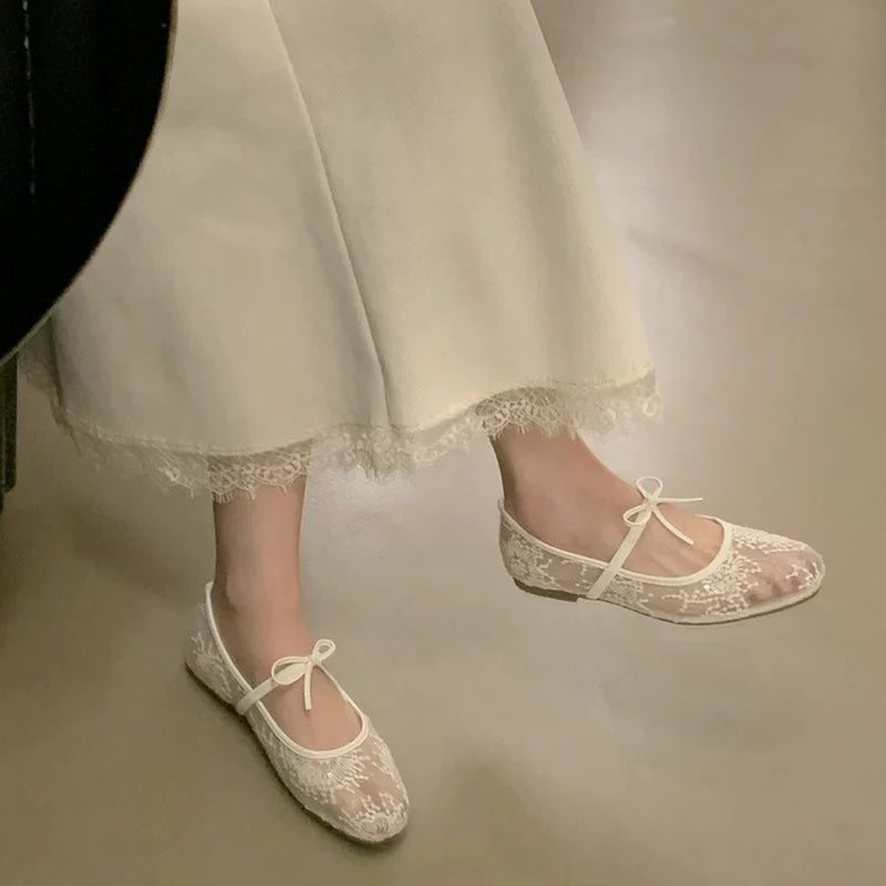 Elegante Ballerinas aus Mesh mit Schleife