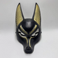 Ägyptische Anubis-Maske: Handbemalte Faux-Goldblatt-Schakalmaske für Cosplay & luxuriöse Wanddekoration