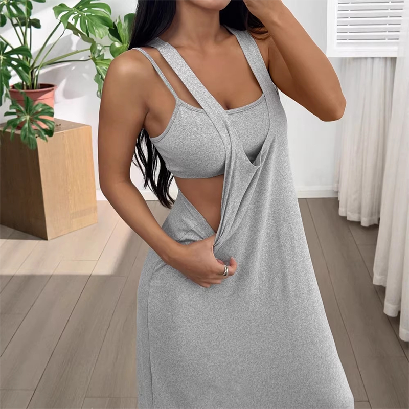 Zweiteiliges Tank-Maxikleid mit seitlichen Cut-outs